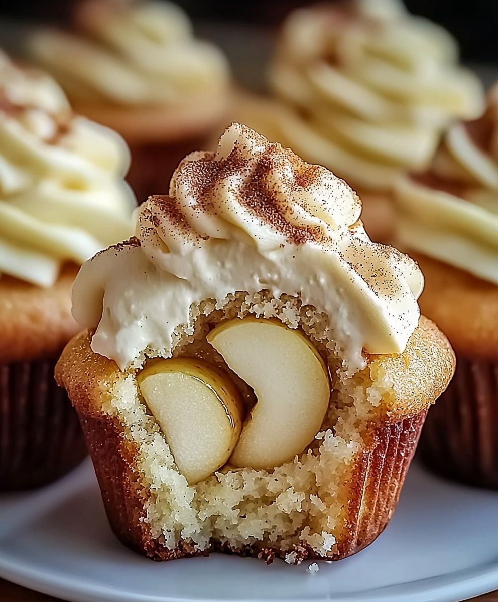 Apple Cinnamon Cheesecake Cupcakes