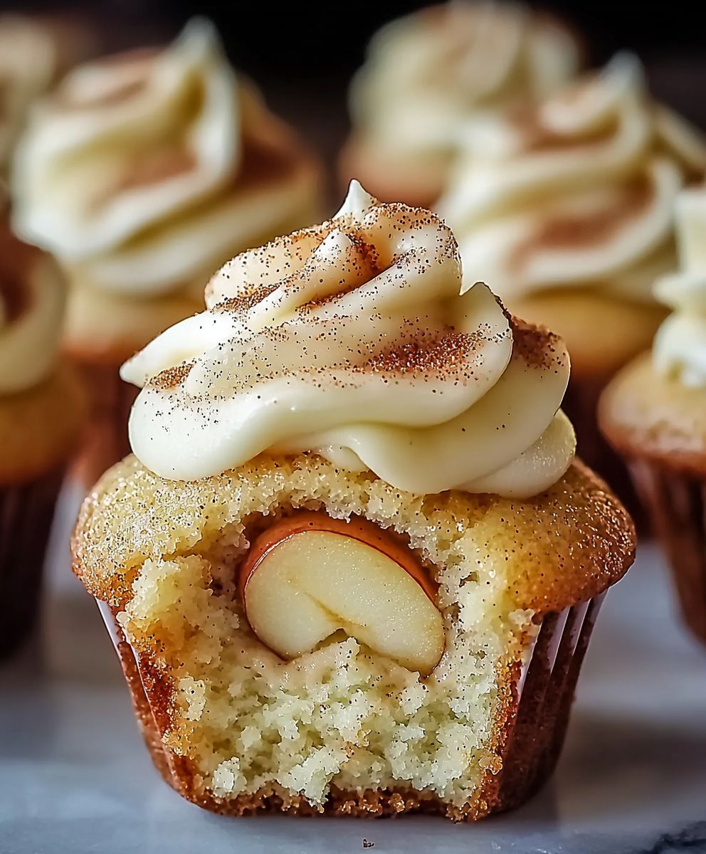 Apple Cinnamon Cheesecake Cupcakes
