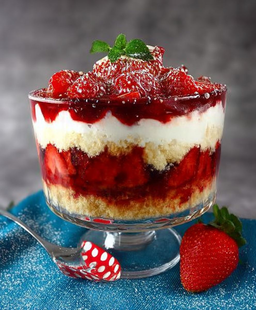 Summer strawberry trifle
